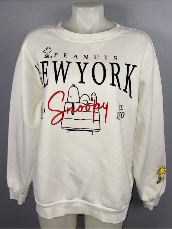 Peanuts Tops - Peanuts Snoopy Embroidered Pullover Sweatshirt XL Ivory New York